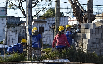 Voluntarios participan de jornada de construcción del Plan Juntos - 1